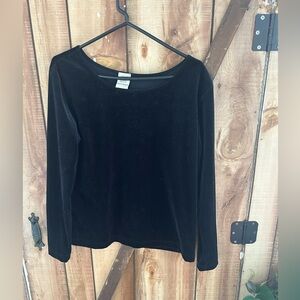 ‼️MOVING SALE‼️ Vintage Vivoli black velvet long sleeve large